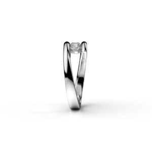 Prsteň s tromi diamantmi - pohľad zboku